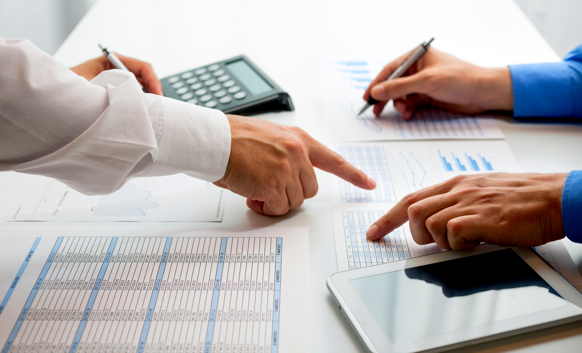Do you pay tax on binary options in the uk