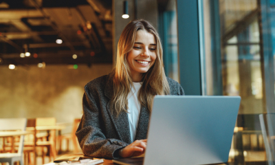 A woman uses AI in her business