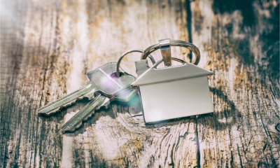 Premises keys with house-shaped keying
